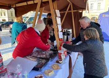 Vepřové hody na podporu Tříkrálové sbírky
