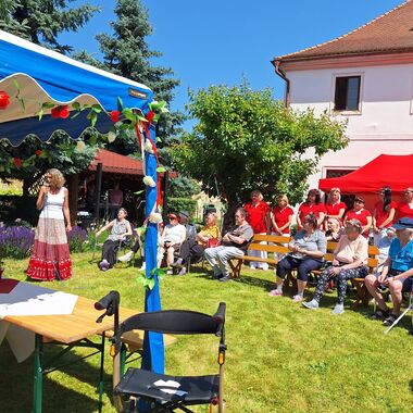 Zahradní slavnost
